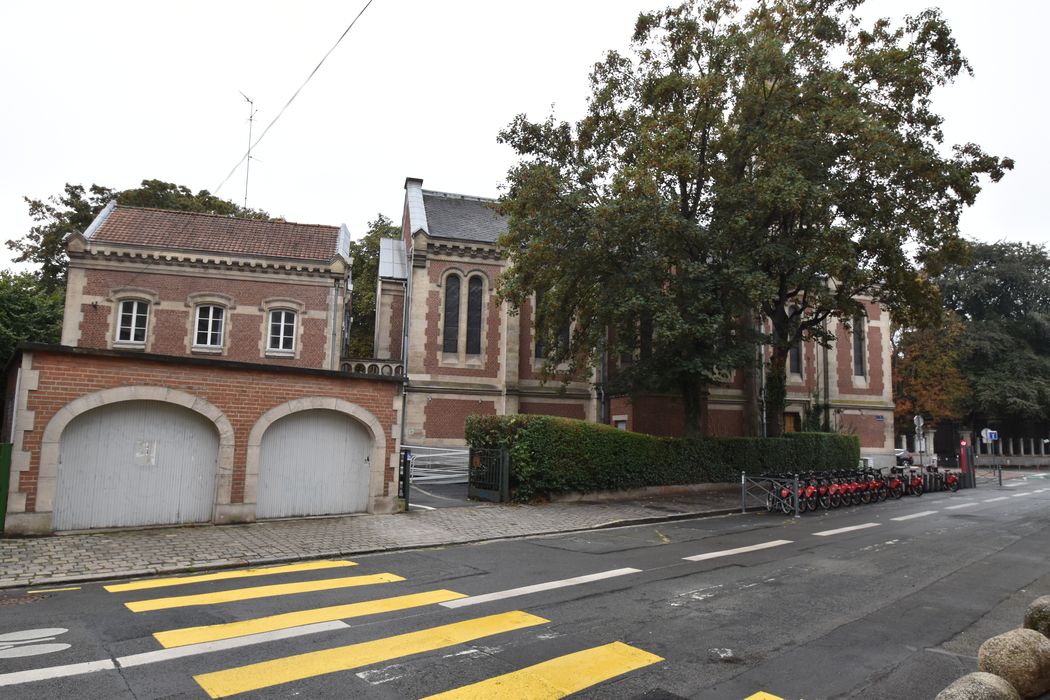 annexes sur la rue Auguste Angellier