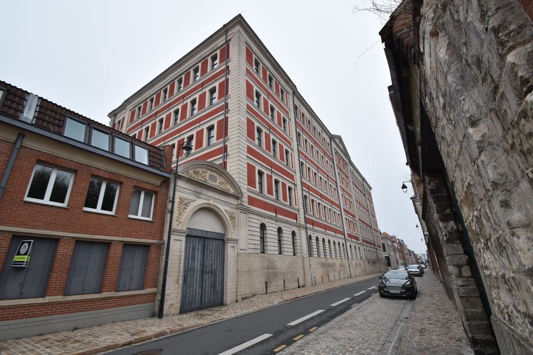 façade sur la rue du Magasin