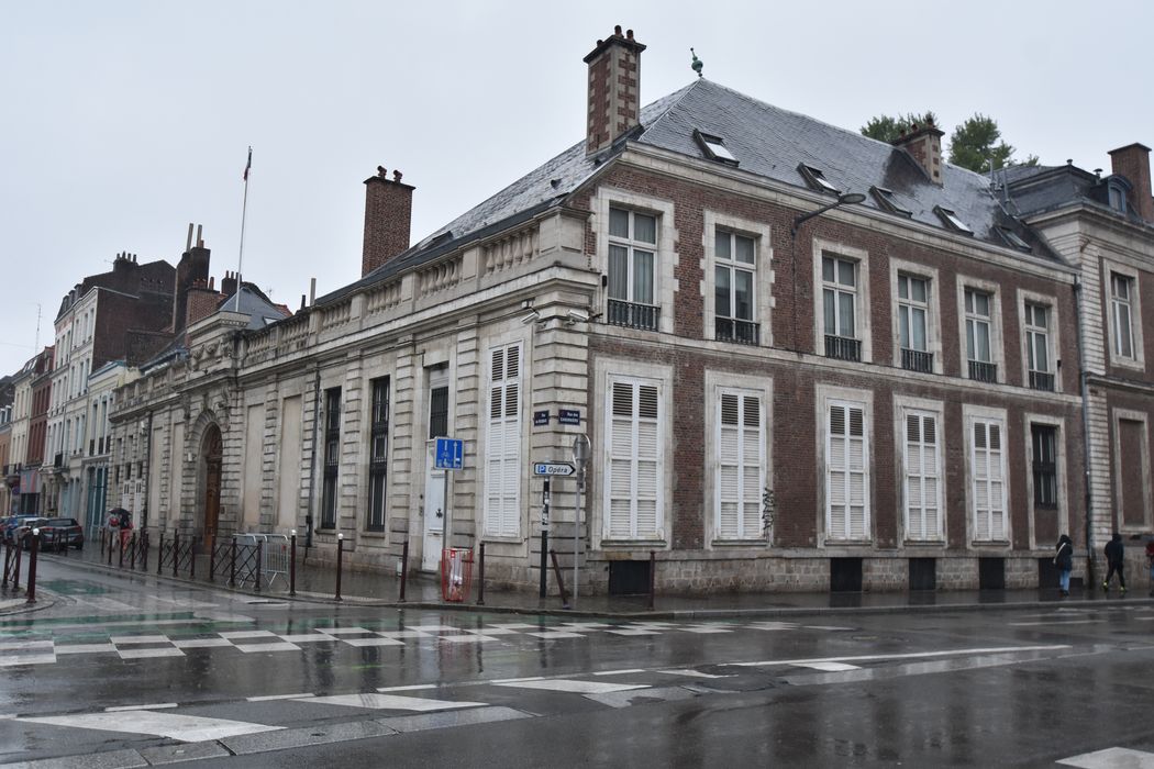 façades sur les rues de Roubaix et de la Cannonière