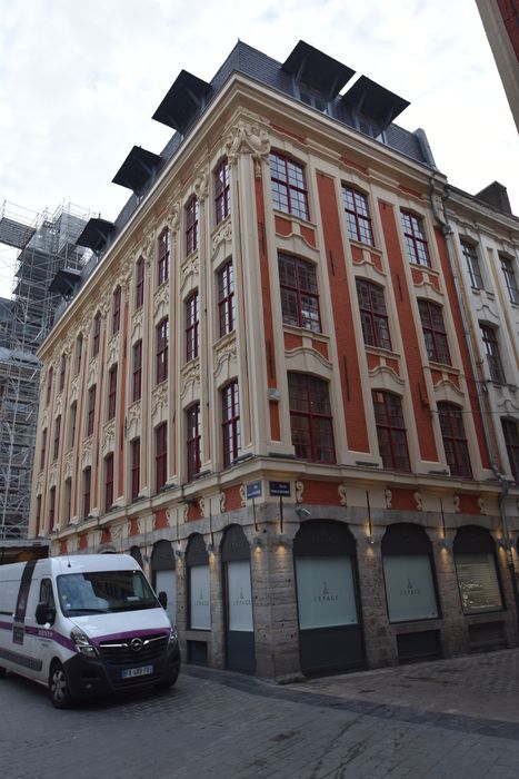 façades sur les rues de la Bourse et des Trois Couronnes