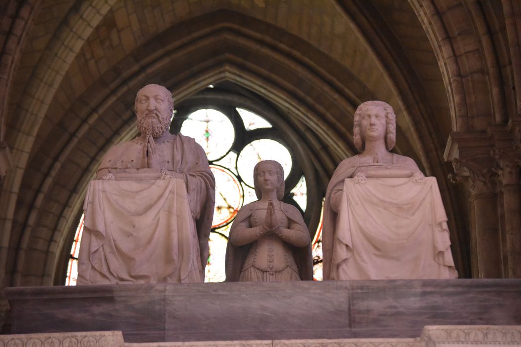 tombeau de François Ier, roi de France, de Claude de France, son épouse et de trois de leurs enfants, François, Charles, duc d'Orléans et Charlotte, vue partielle