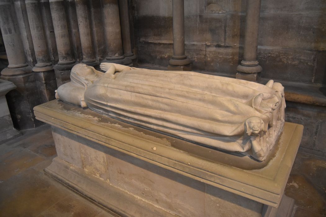 statue (gisant) : Blanche de France, troisième fille de Louis IX, épouse de Ferdinand, infant de Castille