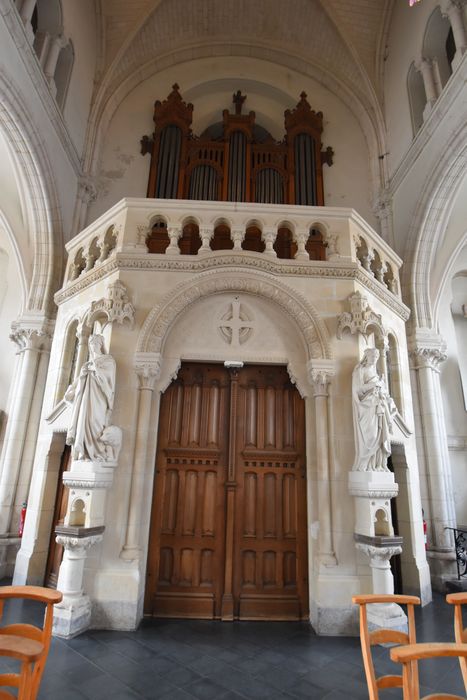 statues : Sainte Colombe et Sainte Ursule