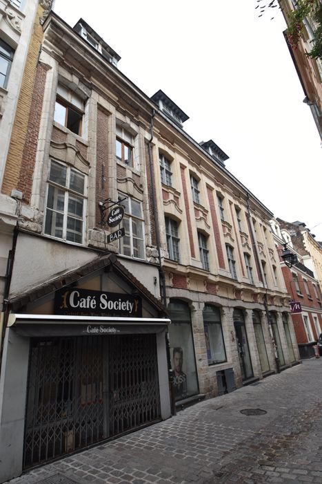 façade sur la rue des Trois-Couronnes