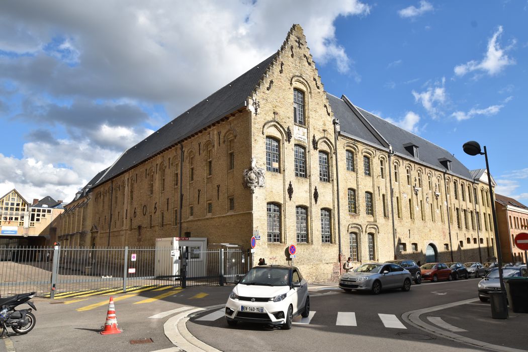 ailes ouest et nord, façades ouest et nord