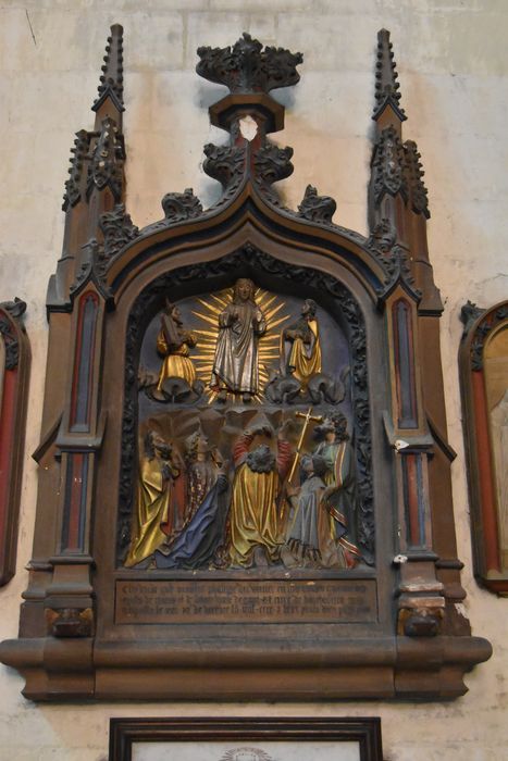 monument funéraire (bas-relief) du chanoine Philippe du Vivier : transfiguration et le donateur accompagné de saint Philippe (la) - © Ministère de la Culture (France), Médiathèque du patrimoine et de la photographie, diffusion GrandPalaisRmn Photo