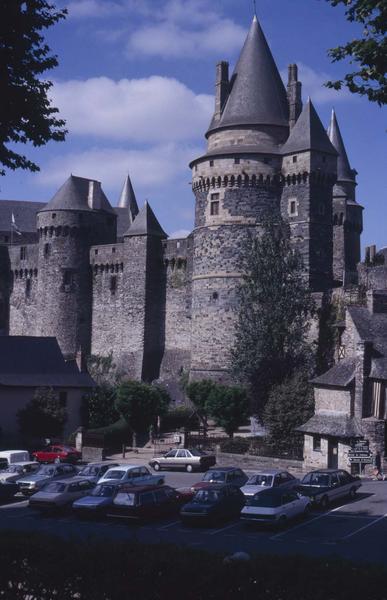 Tour Saint-Laurent et enceinte ouest