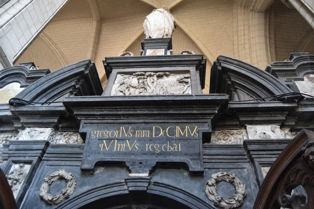 clôture de la 1ère chapelle nord (des fonts baptismaux), détail - © Ministère de la Culture (France), Médiathèque du patrimoine et de la photographie, diffusion GrandPalaisRmn Photo