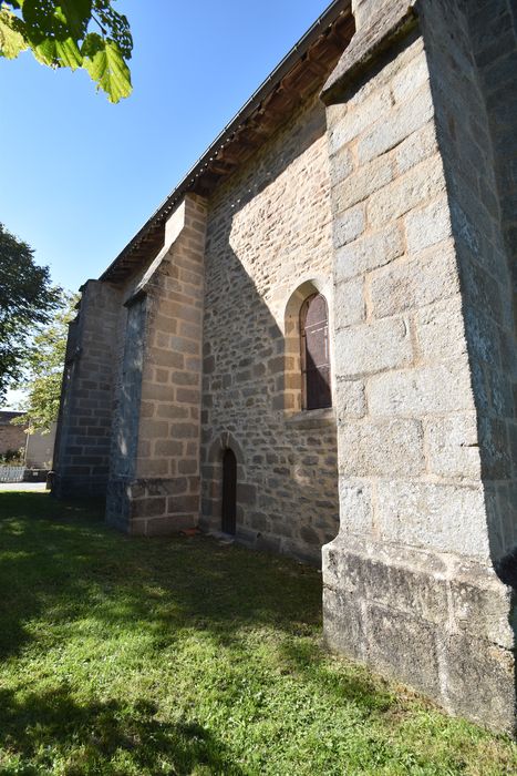 façade latérale sud, vue partielle