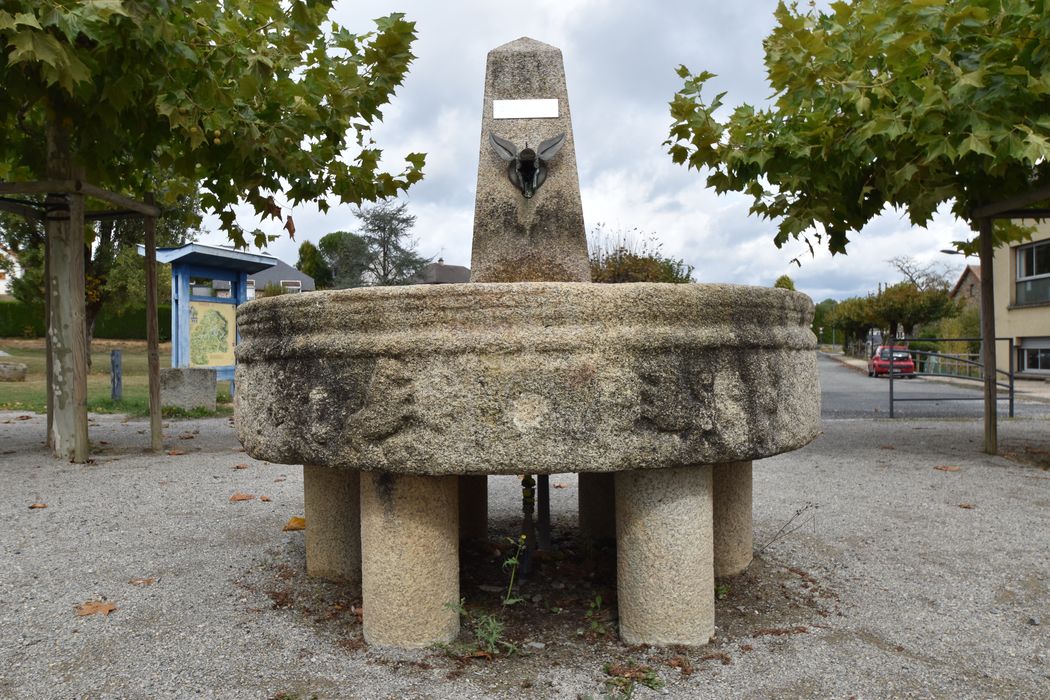 vue générale de la fontaine