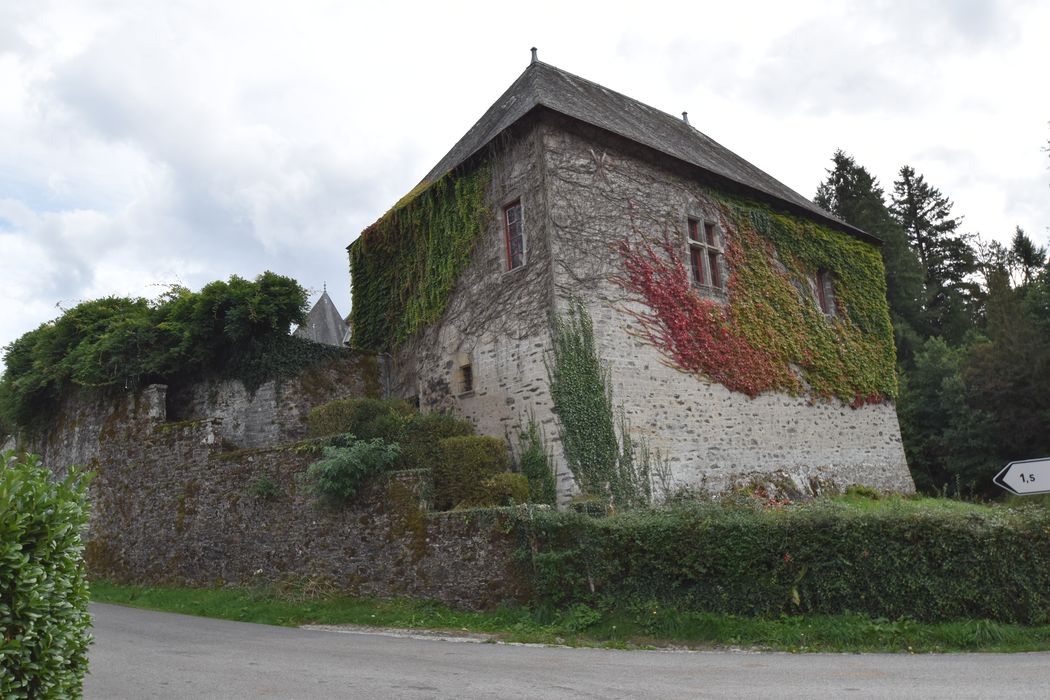 petit château, façades nord et ouest