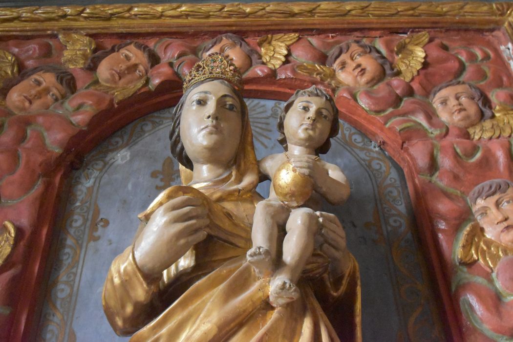 statue : Vierge à l'Enfant, vue partielle