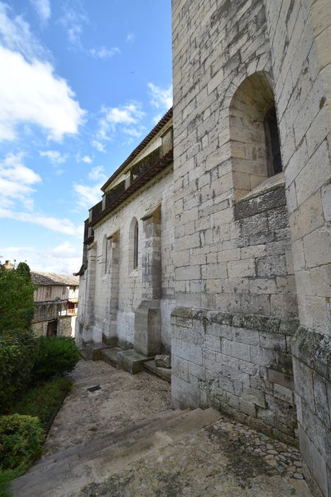 façade latérale nord, vue partielle