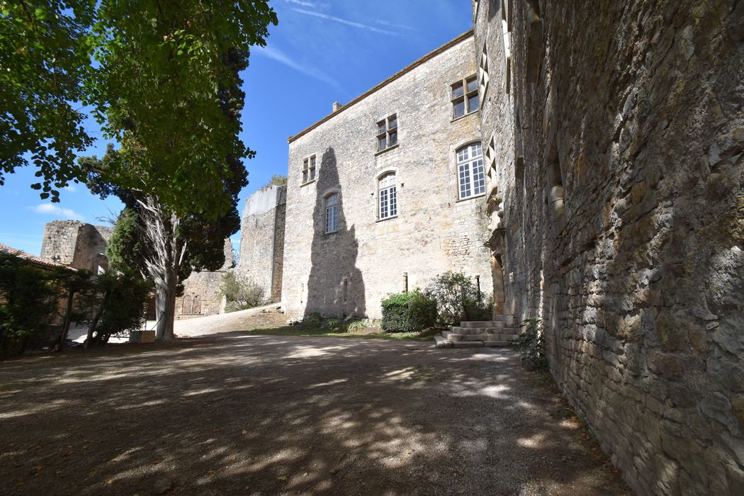 façade sud sur cour