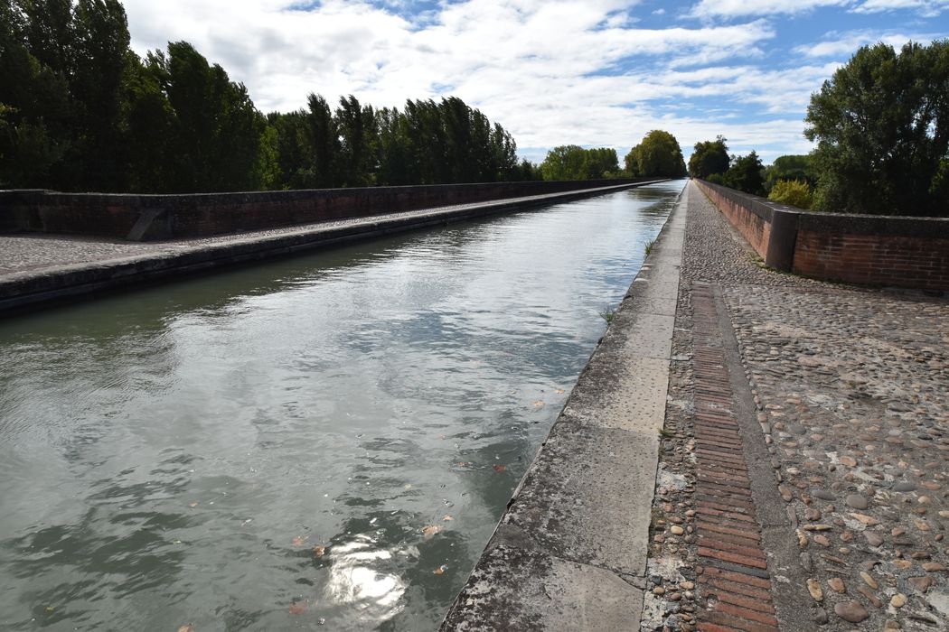 vue générale du pont depuis l’extrémité nord