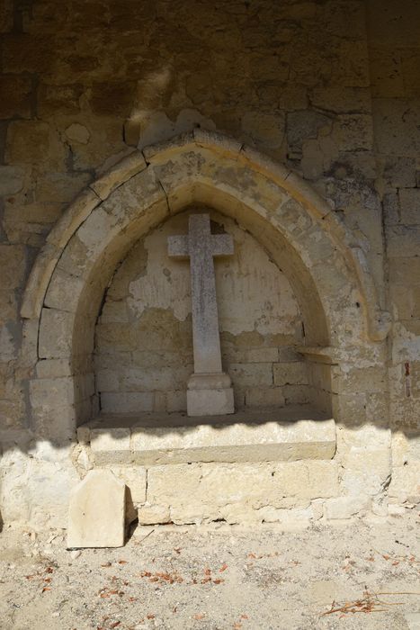 façade sud, détail d’un enfeu