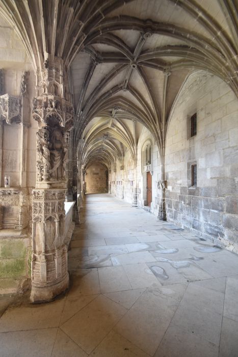 cloître, galerie ouest