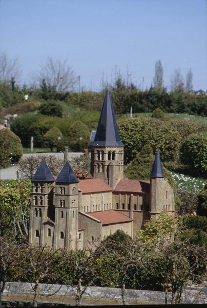 Maquette de l'église se trouvant à France miniature