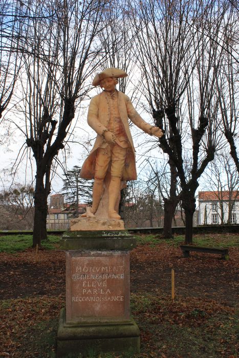 statue : Gabriel Mercier