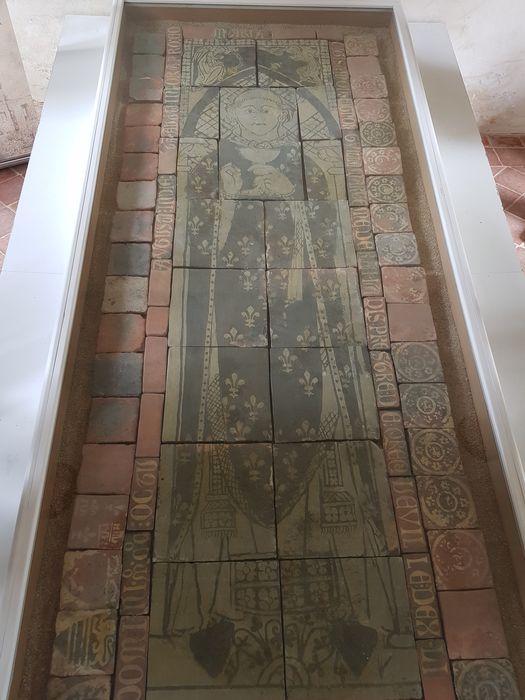 dalle funéraire (plaque-tombe) de Guillaume Argeme Derai - © Ministère de la Culture (France), Médiathèque du patrimoine et de la photographie, diffusion GrandPalaisRmn Photo