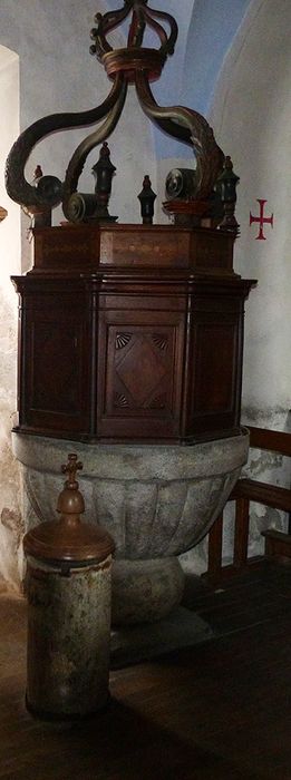 fonts baptismaux