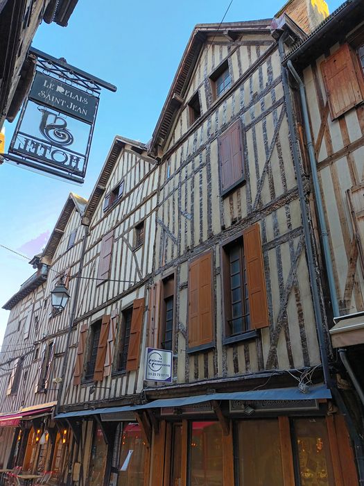 façades sur la rue Champeaux