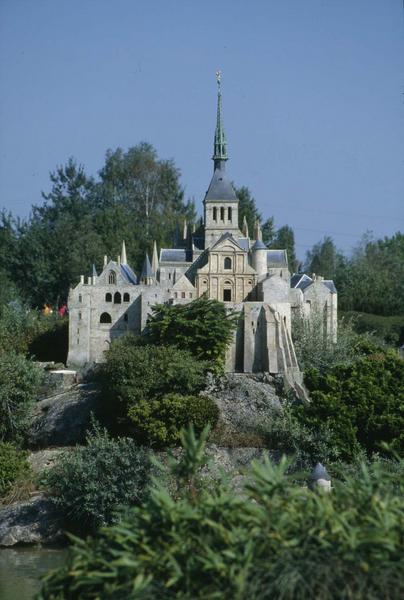 Maquette de l'abbaye se trouvant à France miniature