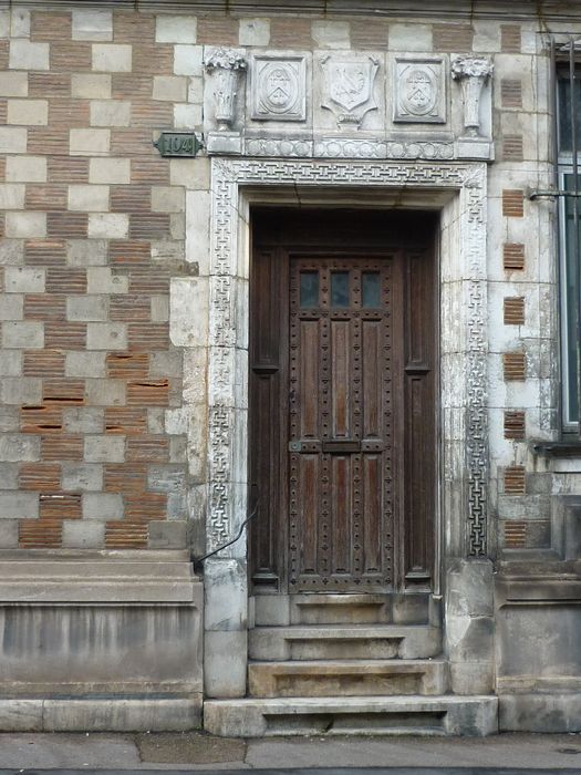 porte d’accès sur rue