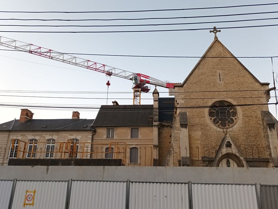 vue partielle des bâtiments depuis la rue des Terrasses