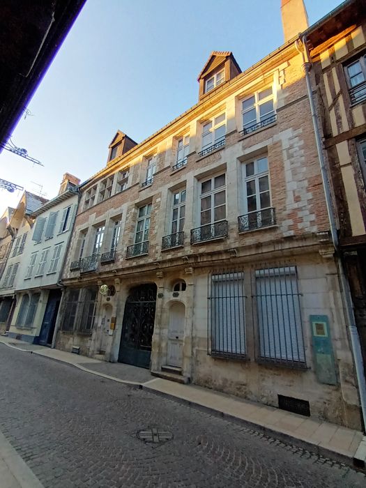 façade sur rue