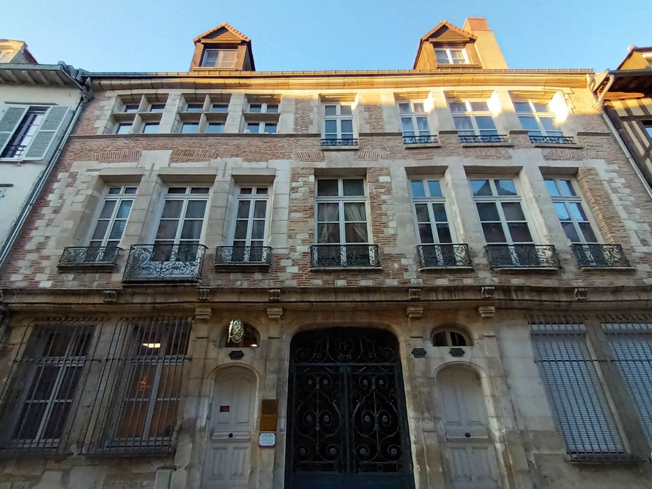 façade sur rue