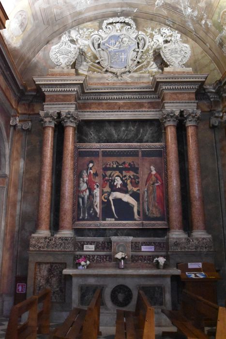 retable, tableaux : Vierge de Pitié, saint Martin, sainte Catherine d'Alexandrie - © Ministère de la Culture (France), Médiathèque du patrimoine et de la photographie, diffusion GrandPalaisRmn Photo