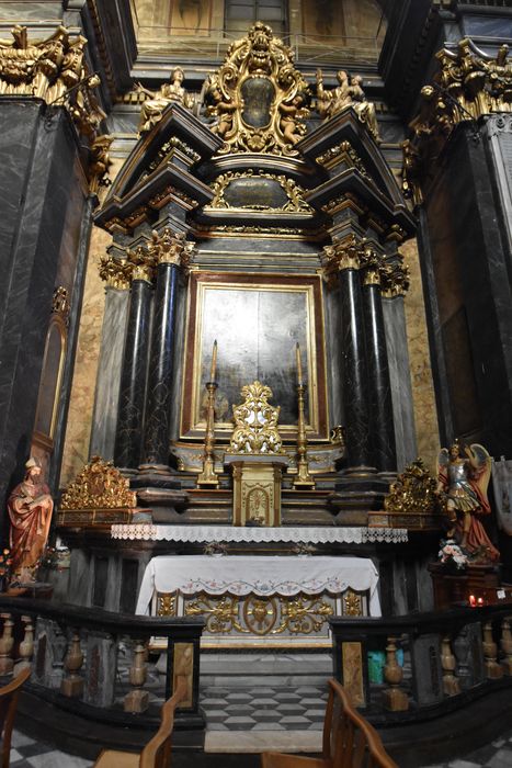 autel de saint Nicolas-de-Tolentino, retable et clôture (table de communion) - © Ministère de la Culture (France), Médiathèque du patrimoine et de la photographie, diffusion GrandPalaisRmn Photo