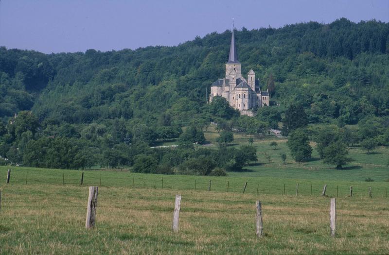 Vue éloignée sur l'ensemble est