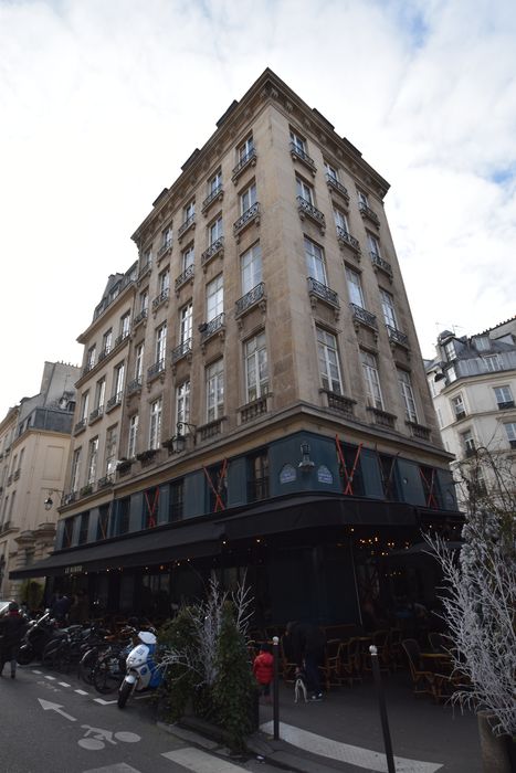 façade sur la rue du Carrefour de l'Odéon et sur la rue de l'Odéon