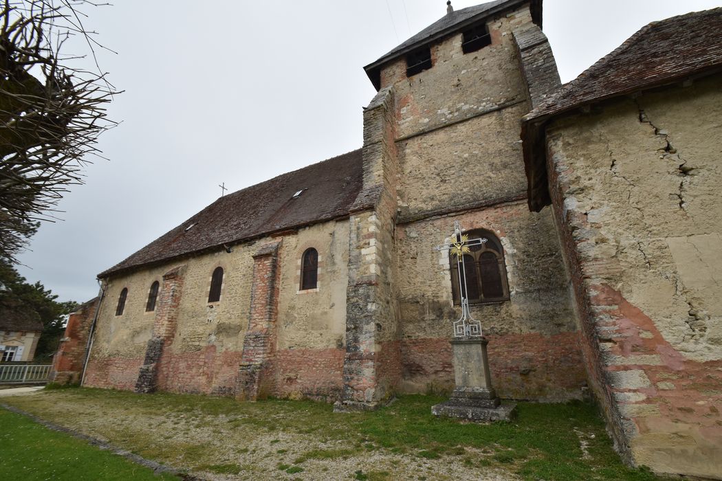 façade latérale sud, vue partielle