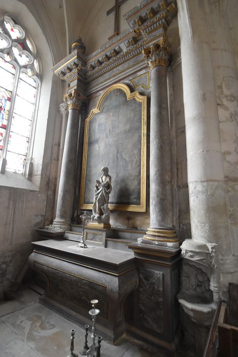 aute, retable nord, statue : Sainte Marguerite