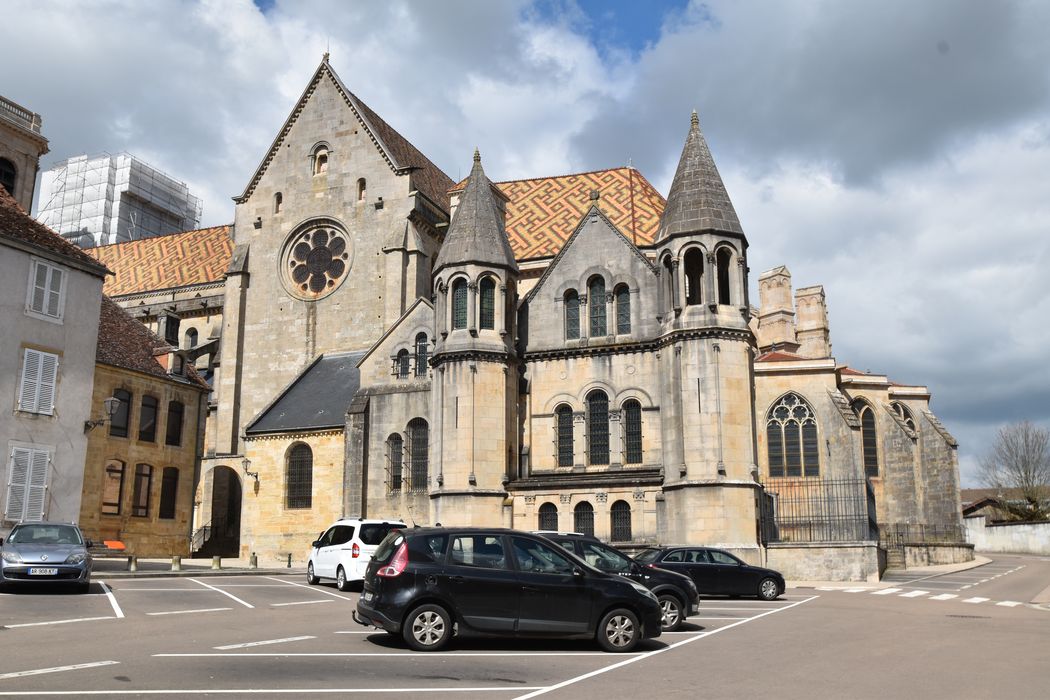 façade latérale sud, vue partielle