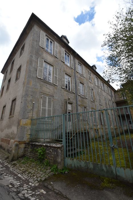 maison hôtelière, façades nord et est