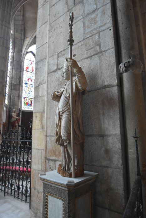 Statue : Saint Mammès