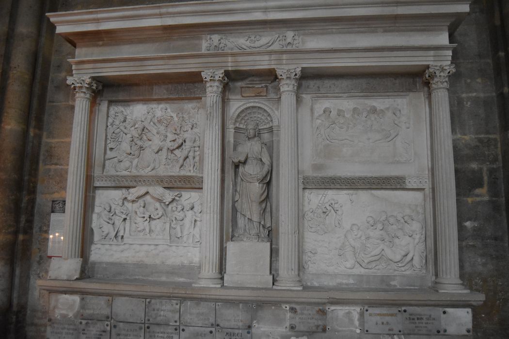 Retable, 4 bas-reliefs, statue : Scènes de la Passion, Sainte