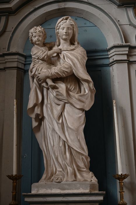 statue : Vierge à l'Enfant