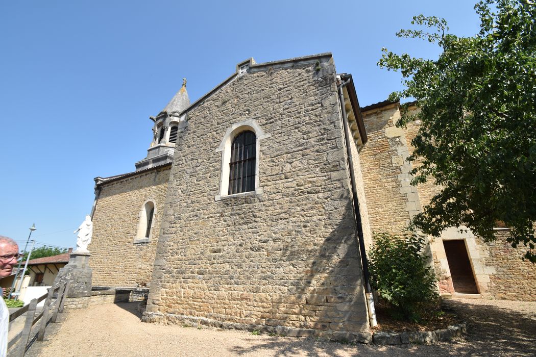 façade latérale sud, vue partielle