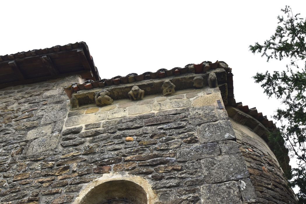 façade latérale sud, détail de la corniche