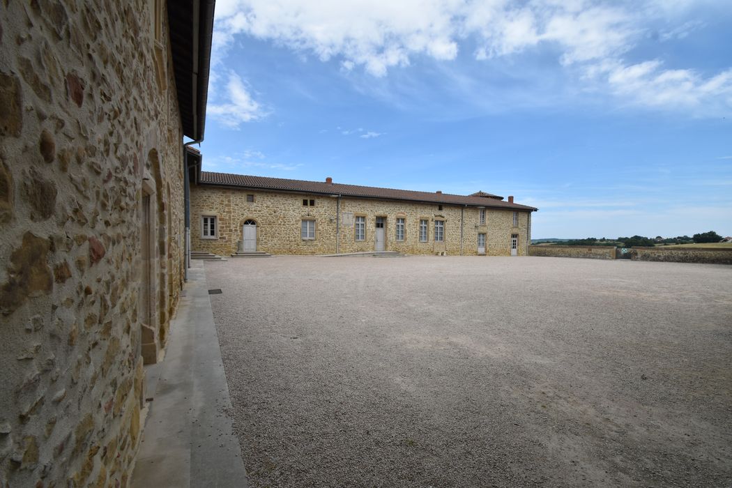 cour intérieure, aile nord, façade sud