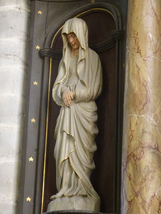 statue : Vierge