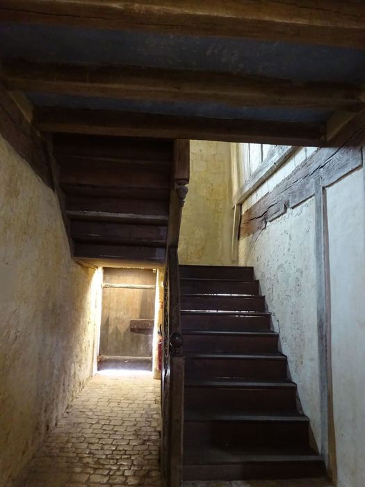 logis du prieur, escalier