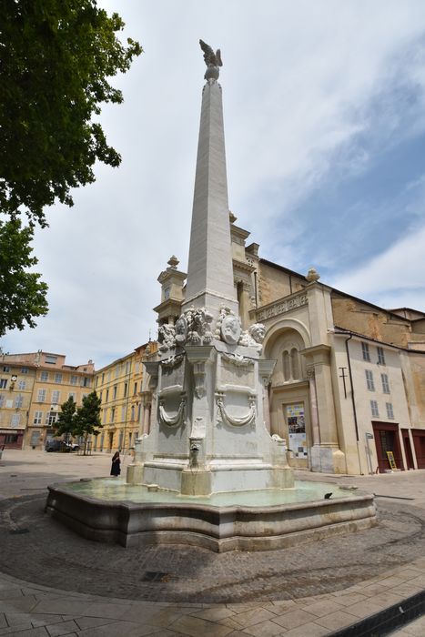 vue générale de la fontaine