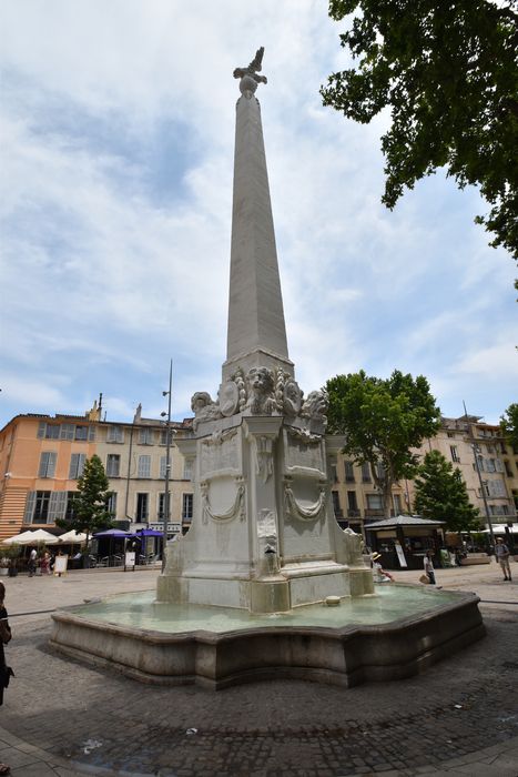 vue générale de la fontaine