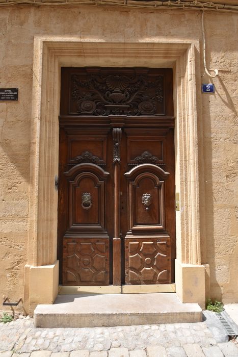 porte d'accès sur rue